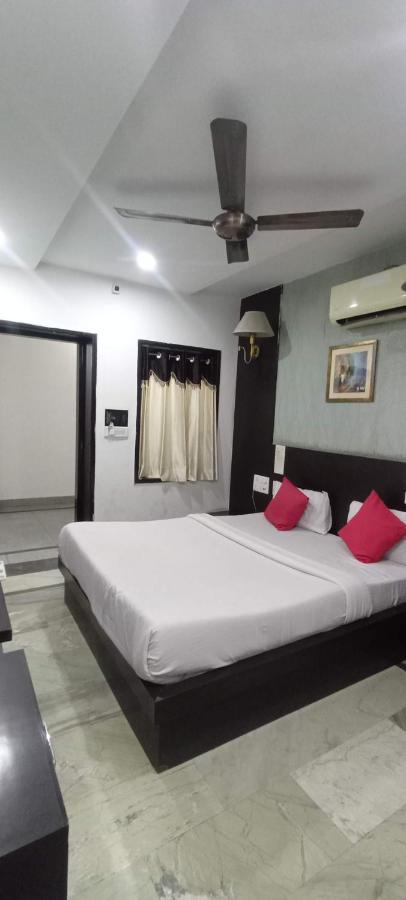 Hotel Laxman Resort By The Golden Taj Group &Hotels Agra  Exterior foto