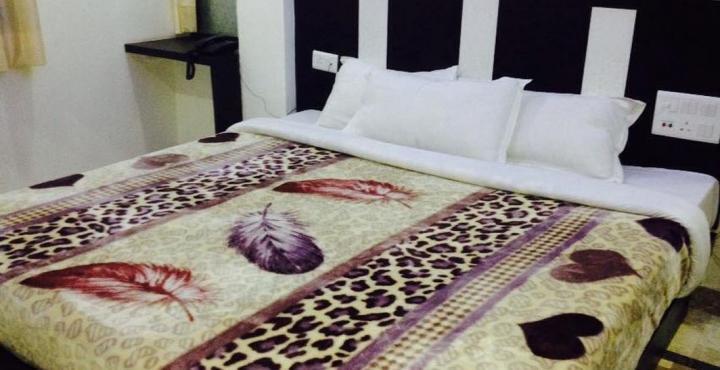 Hotel Laxman Resort By The Golden Taj Group &Hotels Agra  Exterior foto